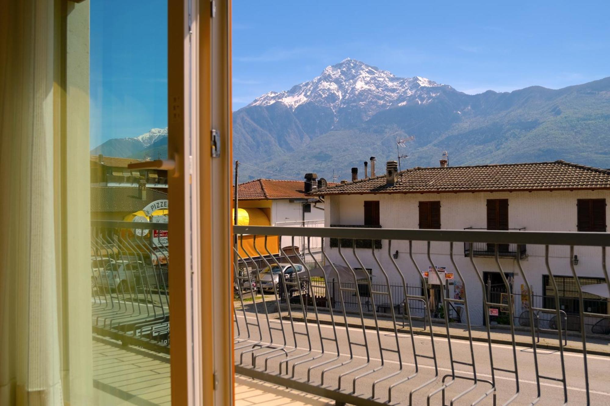 Casa Paola Central Stay By The Lake Domaso Exterior photo